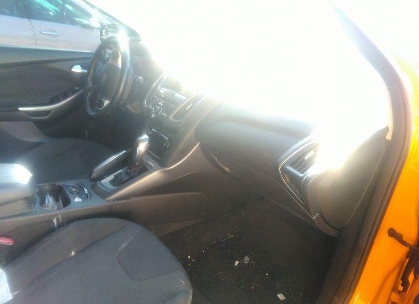 Photo 5 of 2012 Ford Focus TITANIUM (VIN 1FAHP3J26CL479453)