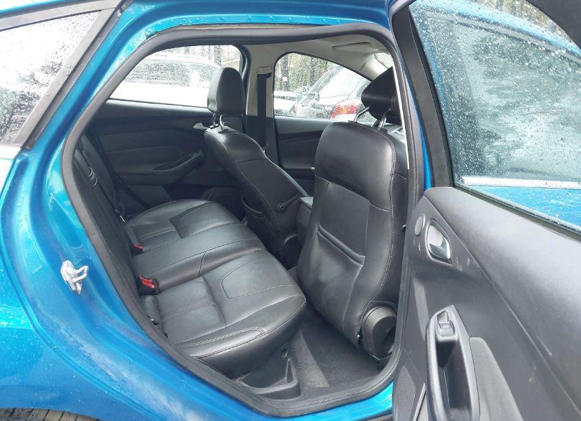 Photo 8 of 2012 Ford Focus TITANIUM (VIN 1FAHP3J28CL220267)