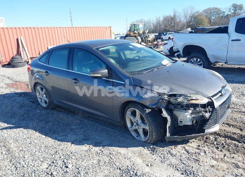 2012 Ford Focus TITANIUM (VIN 1FAHP3J28CL433512) main photo