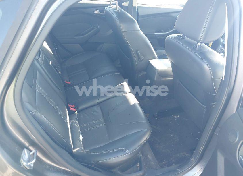 Photo 8 of 2012 Ford Focus TITANIUM (VIN 1FAHP3J28CL433512)