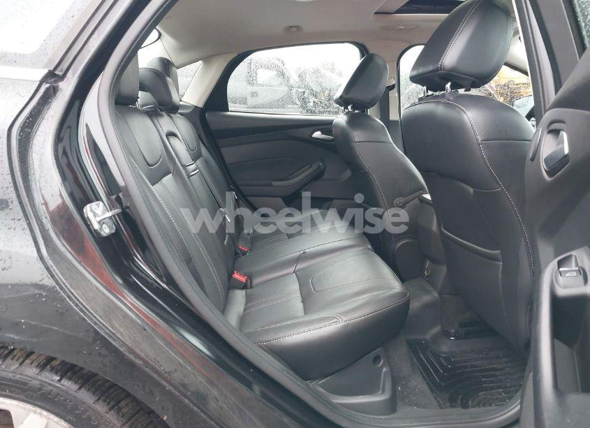 Photo 8 of 2012 Ford Focus TITANIUM (VIN 1FAHP3J29CL384353)