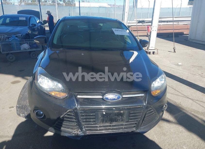 Photo 12 of 2012 Ford Focus TITANIUM (VIN 1FAHP3J29CL477390)