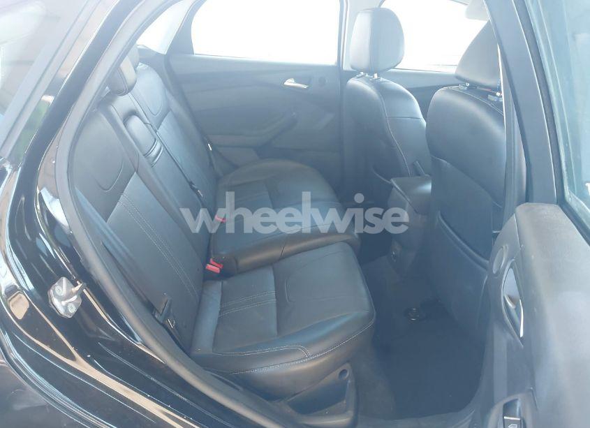 Photo 8 of 2012 Ford Focus TITANIUM (VIN 1FAHP3J29CL477390)