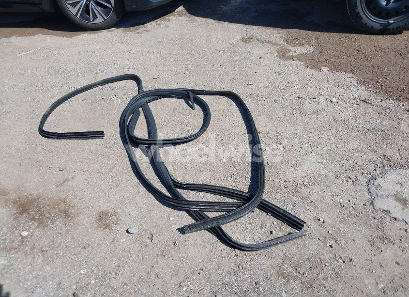 Photo 12 of 2012 Ford Focus TITANIUM (VIN 1FAHP3J2XCL109722)