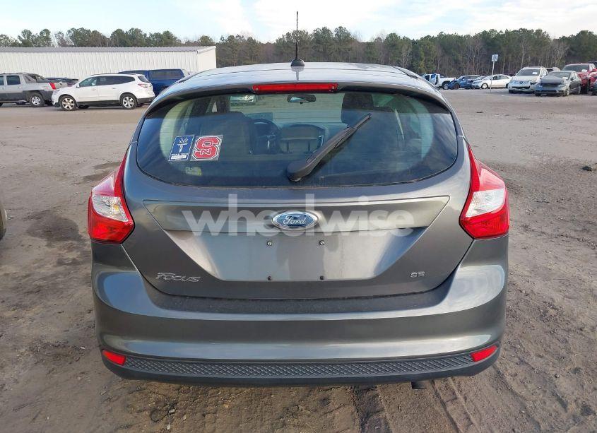 Photo 17 of 2012 Ford Focus SE (VIN 1FAHP3K20CL114278)