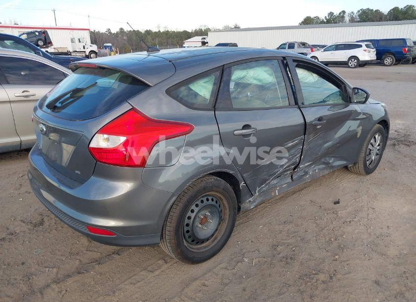 Photo 4 of 2012 Ford Focus SE (VIN 1FAHP3K20CL114278)