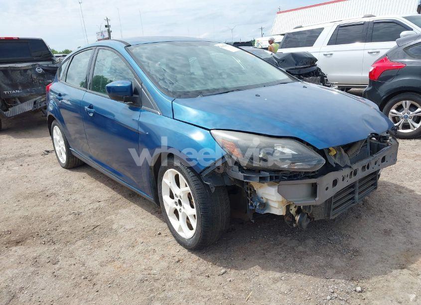 2012 Ford Focus SE (VIN 1FAHP3K20CL117262) main photo