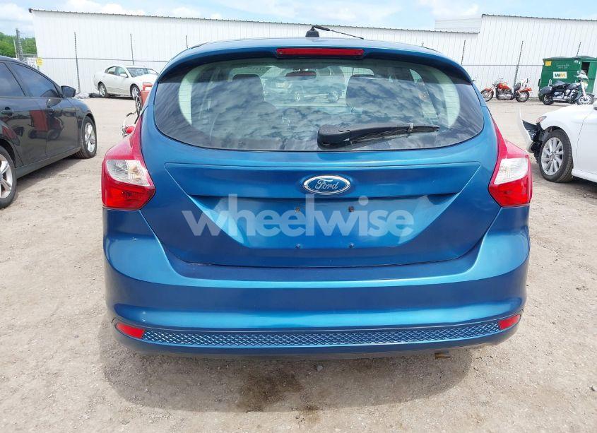 Photo 17 of 2012 Ford Focus SE (VIN 1FAHP3K20CL117262)
