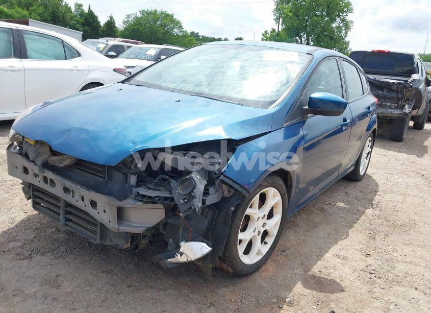 Photo 2 of 2012 Ford Focus SE (VIN 1FAHP3K20CL117262)