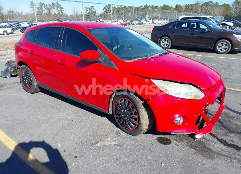 2012 Ford Focus SE (VIN 1FAHP3K20CL126849) main photo