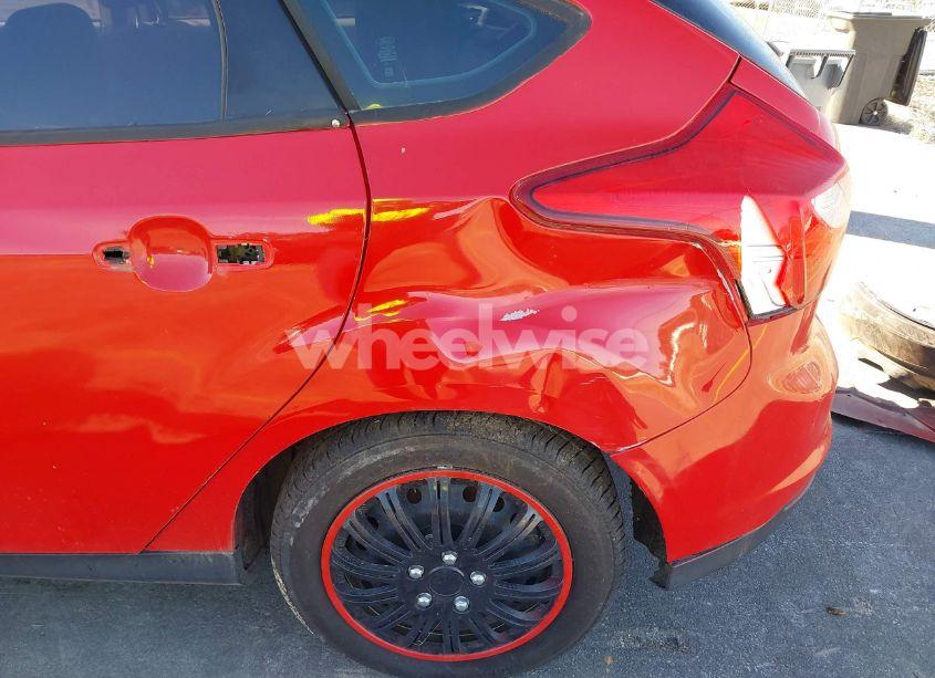 Photo 14 of 2012 Ford Focus SE (VIN 1FAHP3K20CL126849)