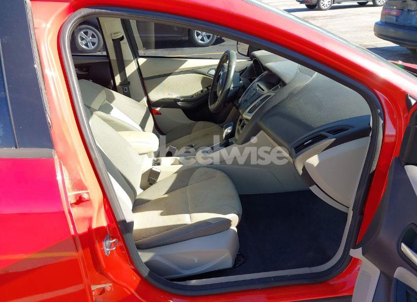 Photo 5 of 2012 Ford Focus SE (VIN 1FAHP3K20CL126849)