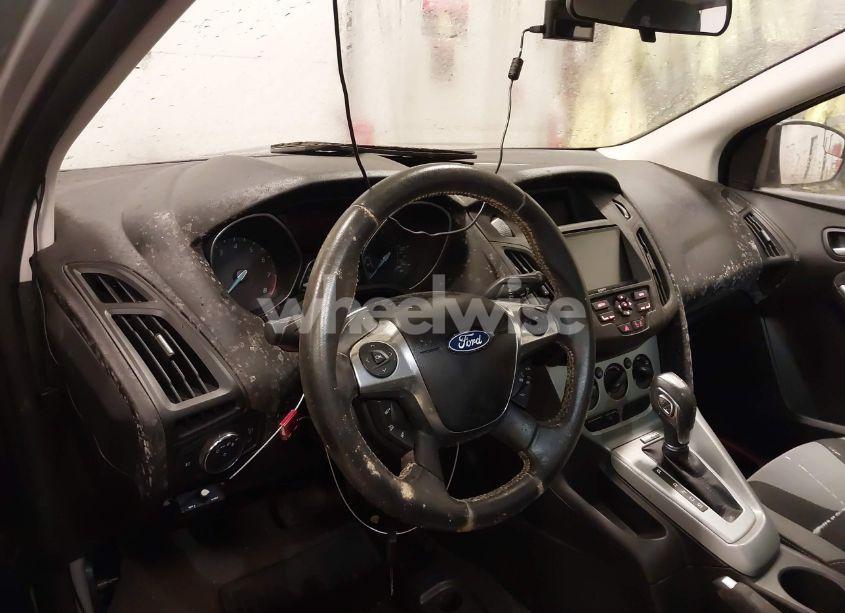 Photo 6 of 2012 Ford Focus SE (VIN 1FAHP3K20CL128861)