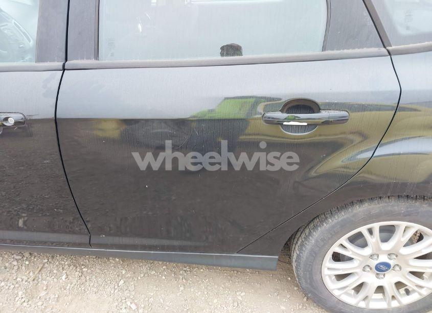 Photo 13 of 2012 Ford Focus SE (VIN 1FAHP3K20CL136149)