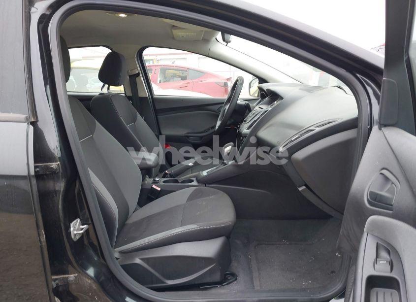 Photo 5 of 2012 Ford Focus SE (VIN 1FAHP3K20CL136149)