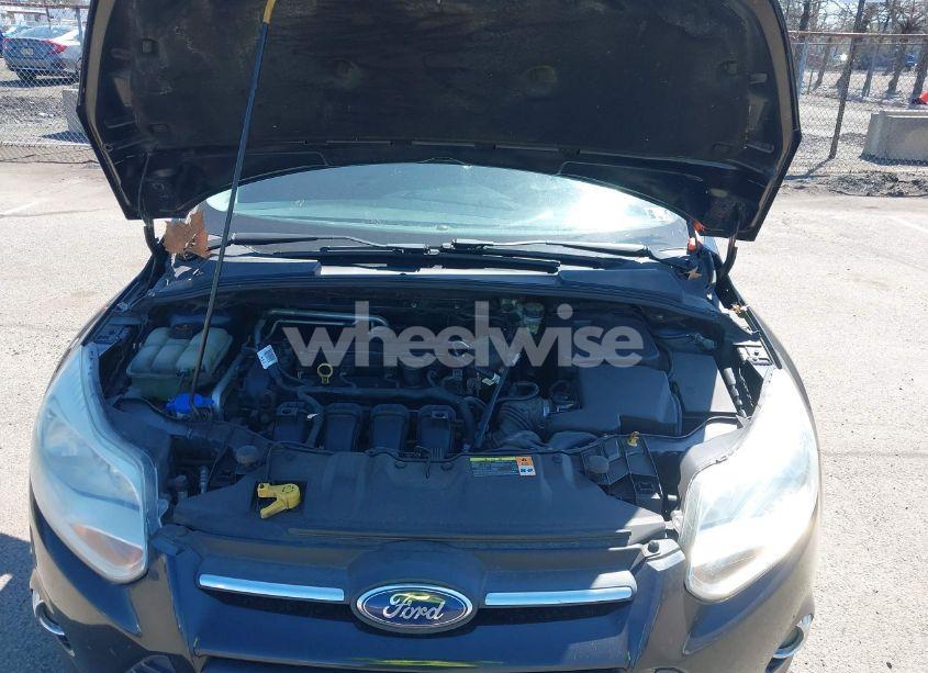 Photo 10 of 2012 Ford Focus SE (VIN 1FAHP3K20CL149774)