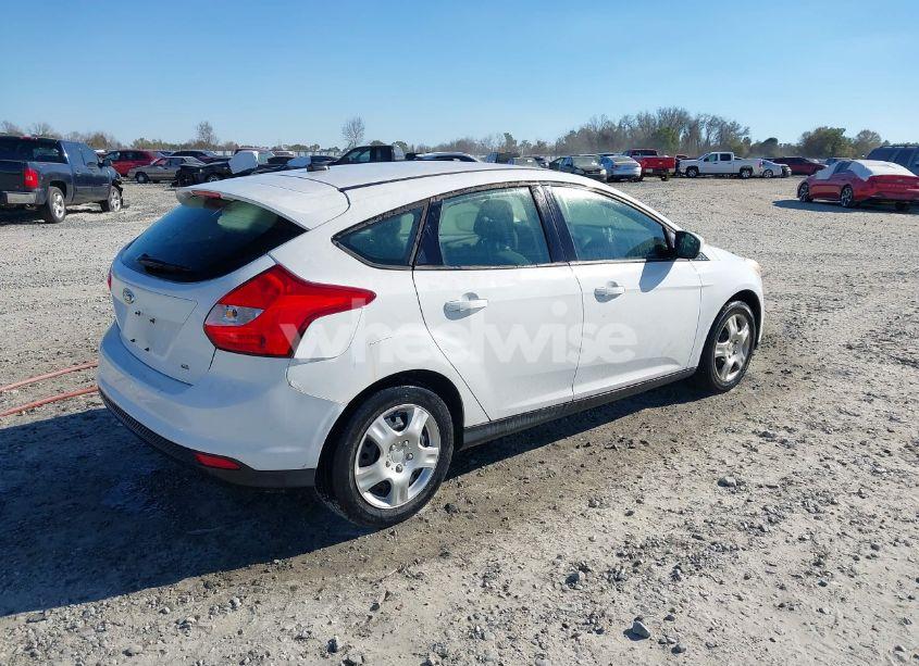 Photo 4 of 2012 Ford Focus SE (VIN 1FAHP3K20CL190731)