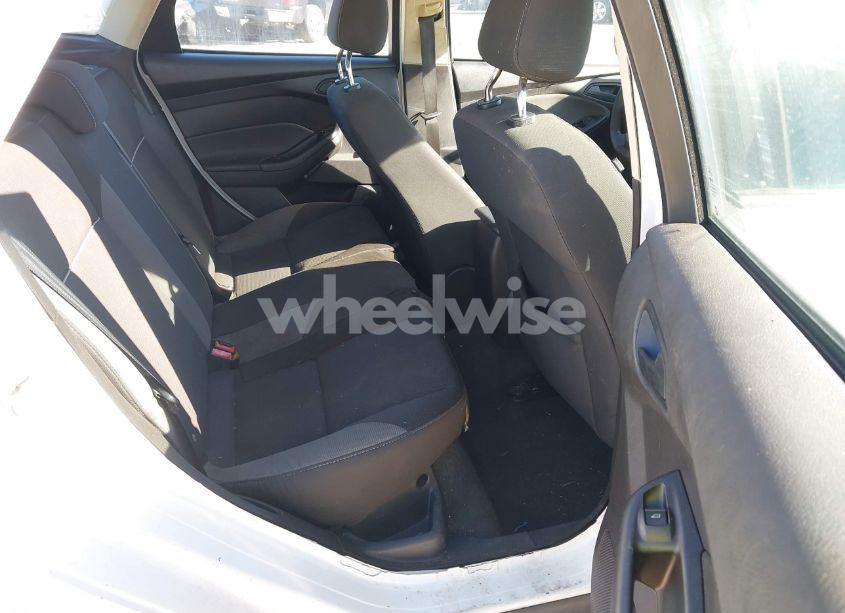 Photo 8 of 2012 Ford Focus SE (VIN 1FAHP3K20CL190731)