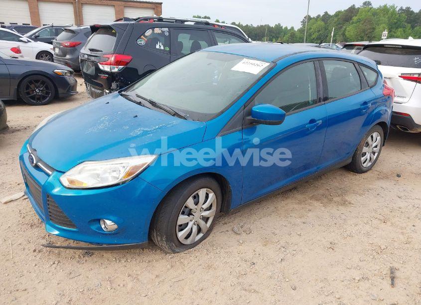 Photo 2 of 2012 Ford Focus SE (VIN 1FAHP3K20CL265296)