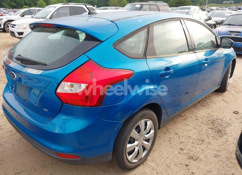 Photo 4 of 2012 Ford Focus SE (VIN 1FAHP3K20CL265296)