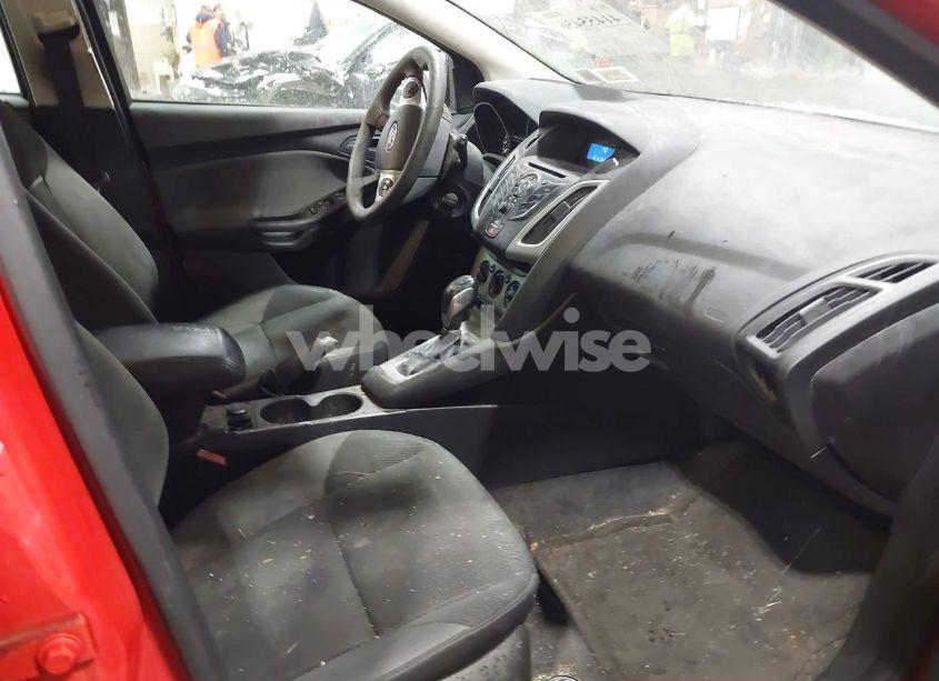 Photo 5 of 2012 Ford Focus SE (VIN 1FAHP3K20CL317851)