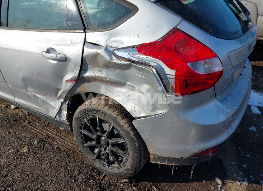 Photo 20 of 2012 Ford Focus SE (VIN 1FAHP3K20CL323228)