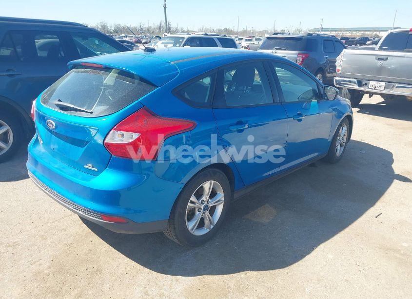 Photo 4 of 2012 Ford Focus SE (VIN 1FAHP3K20CL366399)