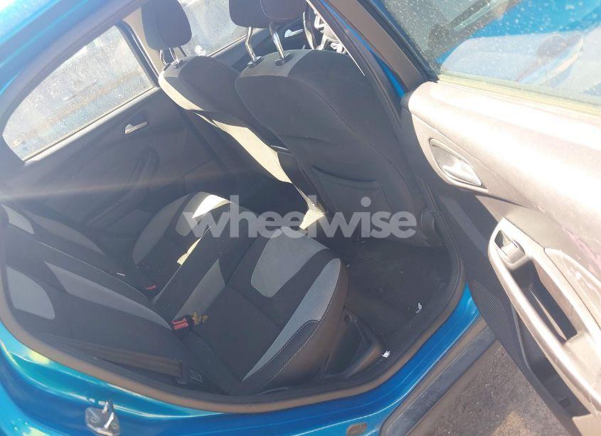 Photo 8 of 2012 Ford Focus SE (VIN 1FAHP3K20CL366399)