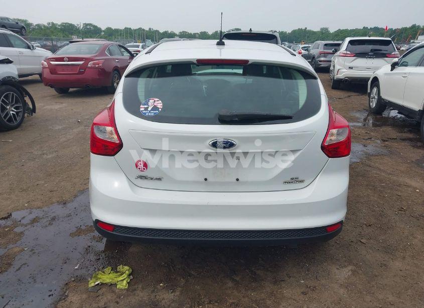 Photo 16 of 2012 Ford Focus SE (VIN 1FAHP3K20CL387690)