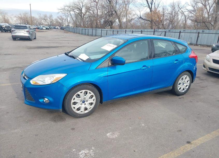 Photo 2 of 2012 Ford Focus SE (VIN 1FAHP3K20CL413432)