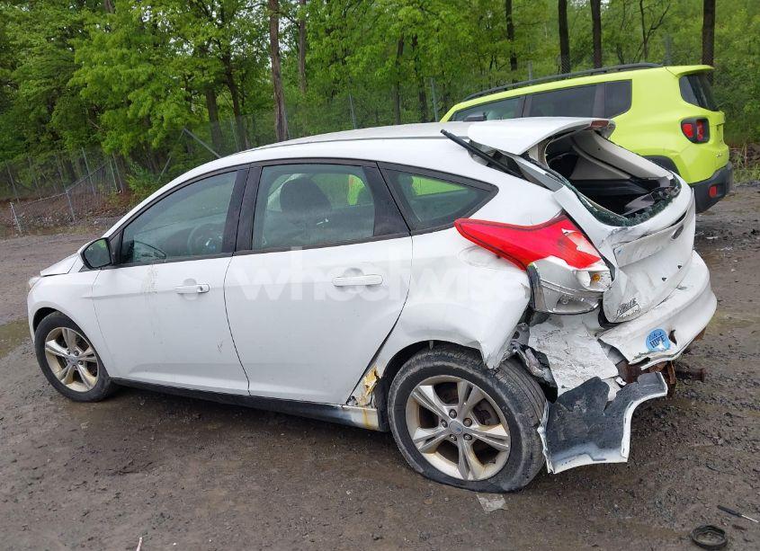 Photo 14 of 2012 Ford Focus SE (VIN 1FAHP3K20CL471993)