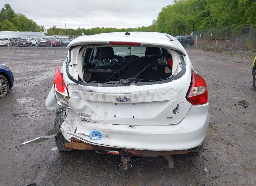 Photo 16 of 2012 Ford Focus SE (VIN 1FAHP3K20CL471993)