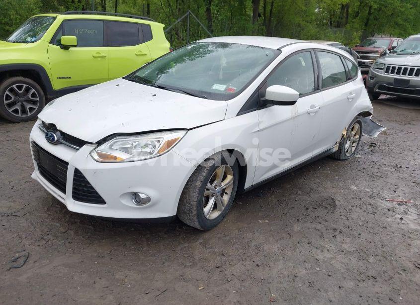 Photo 2 of 2012 Ford Focus SE (VIN 1FAHP3K20CL471993)