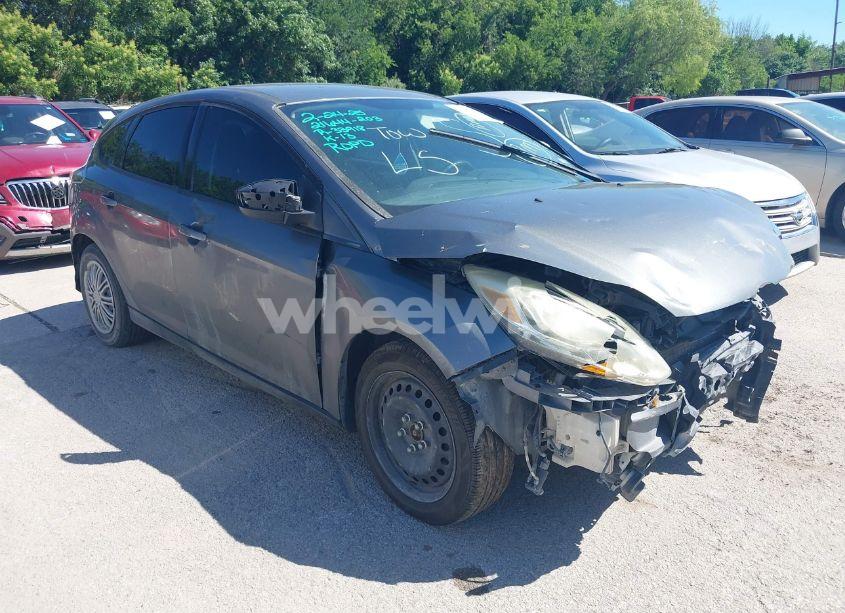 2012 Ford Focus SE (VIN 1FAHP3K21CL108392) main photo