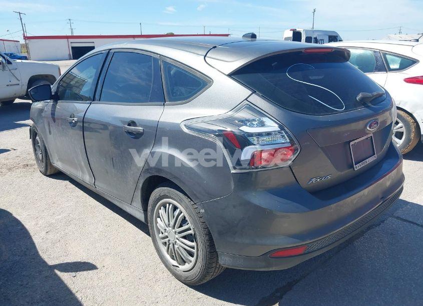 Photo 3 of 2012 Ford Focus SE (VIN 1FAHP3K21CL108392)