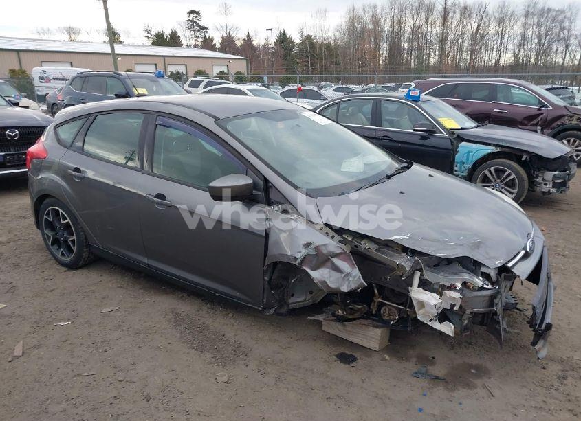 2012 Ford Focus SE (VIN 1FAHP3K21CL151677) main photo