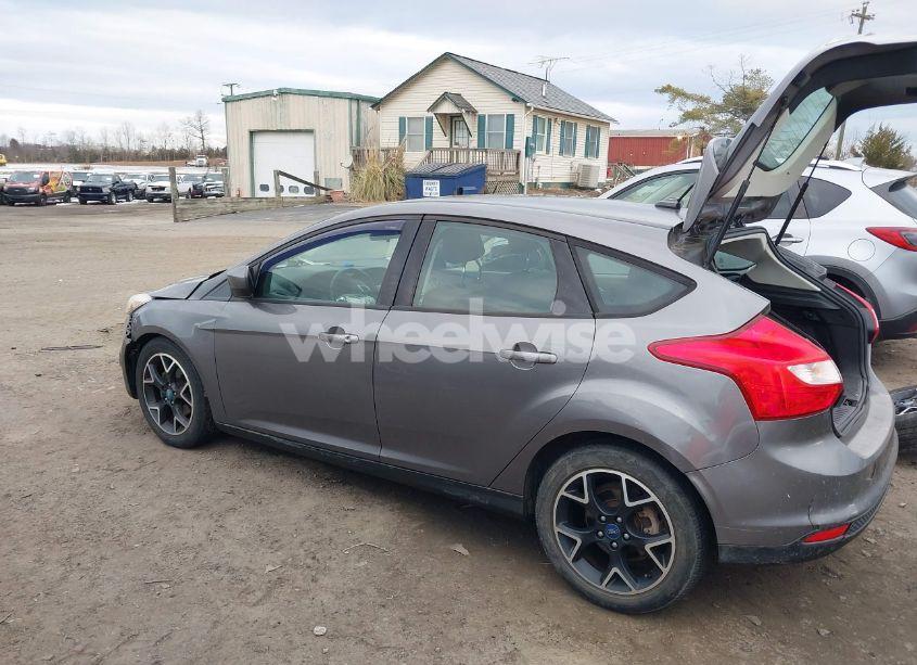 Photo 3 of 2012 Ford Focus SE (VIN 1FAHP3K21CL151677)