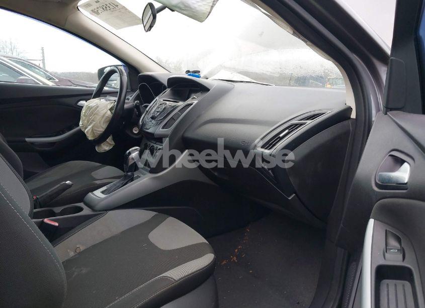 Photo 5 of 2012 Ford Focus SE (VIN 1FAHP3K21CL151677)