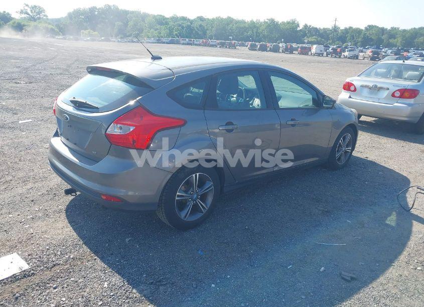 Photo 4 of 2012 Ford Focus SE (VIN 1FAHP3K21CL171802)