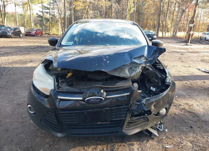 Photo 11 of 2012 Ford Focus SE (VIN 1FAHP3K21CL209450)