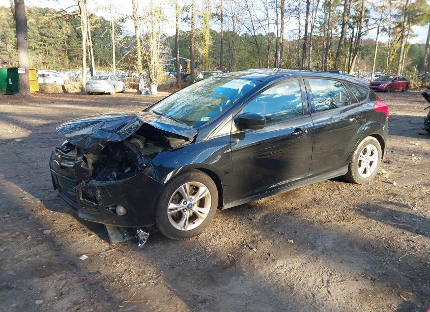 Photo 2 of 2012 Ford Focus SE (VIN 1FAHP3K21CL209450)