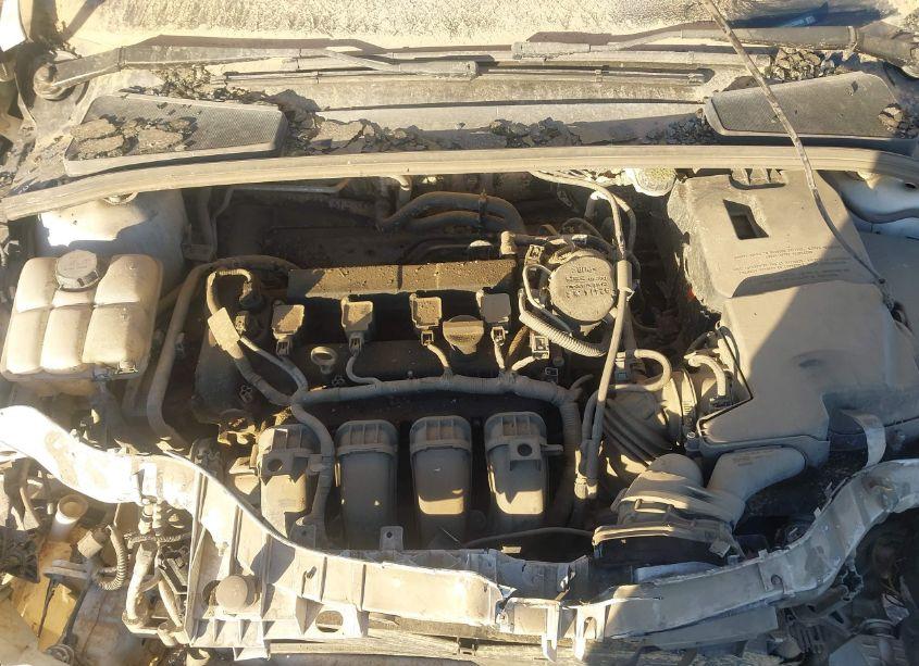 Photo 10 of 2012 Ford Focus SE (VIN 1FAHP3K21CL258695)