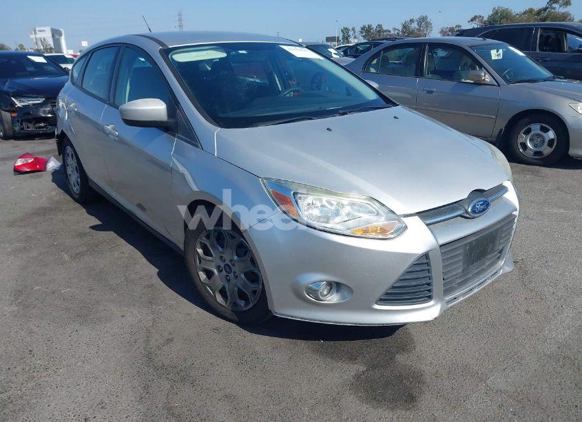2012 Ford Focus SE (VIN 1FAHP3K21CL314490) main photo