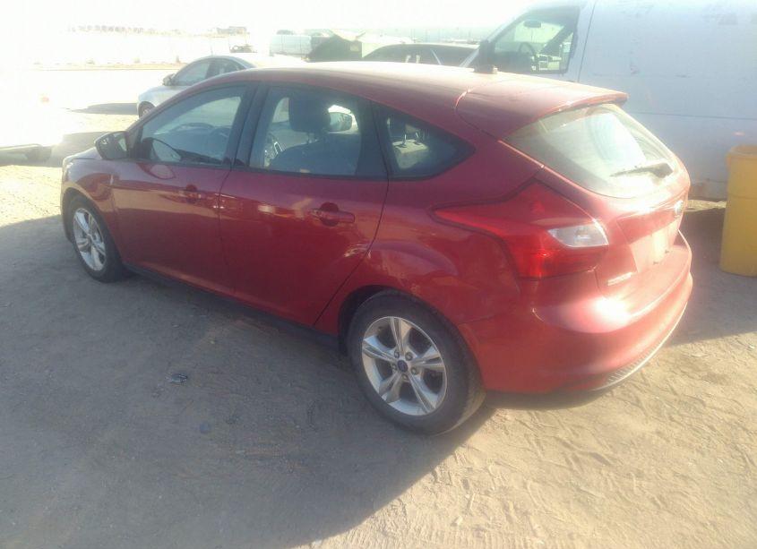 Photo 3 of 2012 Ford Focus SE (VIN 1FAHP3K21CL321021)