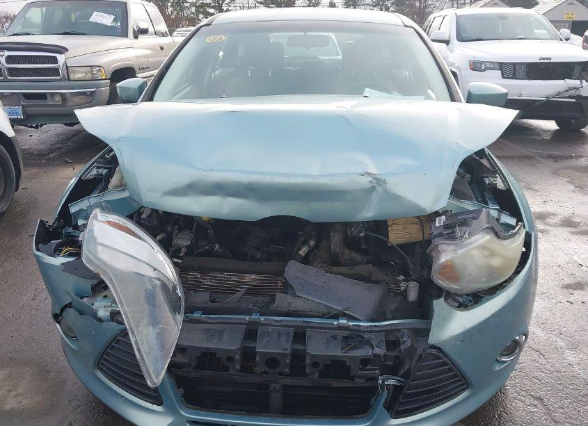 Photo 12 of 2012 Ford Focus SE (VIN 1FAHP3K21CL357114)