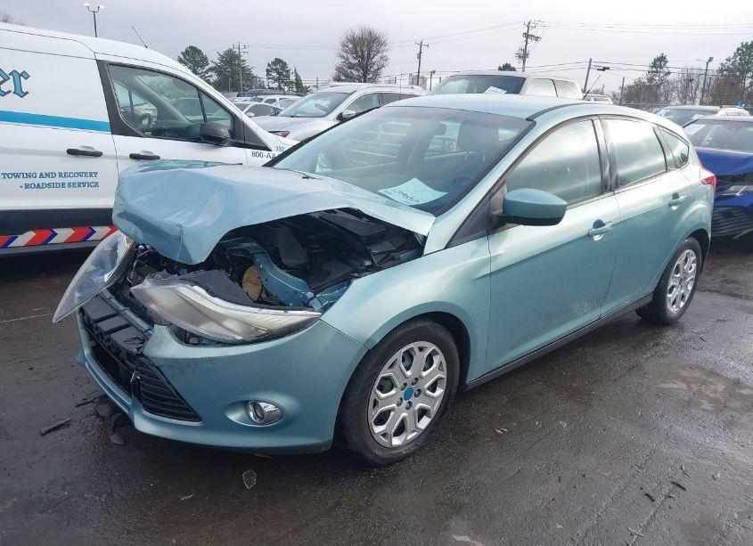 Photo 2 of 2012 Ford Focus SE (VIN 1FAHP3K21CL357114)