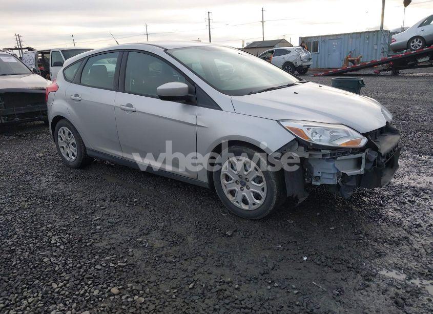 2012 Ford Focus SE (VIN 1FAHP3K21CL366802) main photo