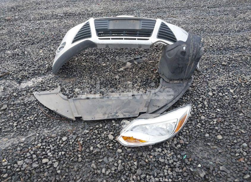 Photo 12 of 2012 Ford Focus SE (VIN 1FAHP3K21CL366802)