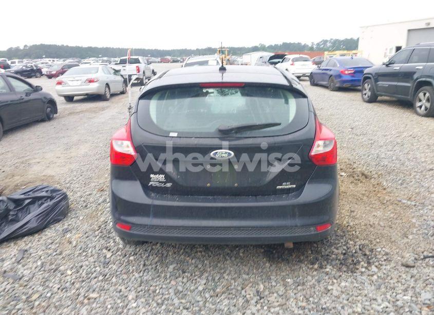 Photo 15 of 2012 Ford Focus SE (VIN 1FAHP3K21CL385219)