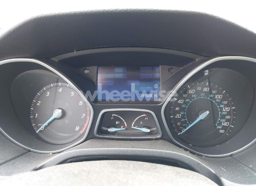 Photo 7 of 2012 Ford Focus SE (VIN 1FAHP3K21CL390582)